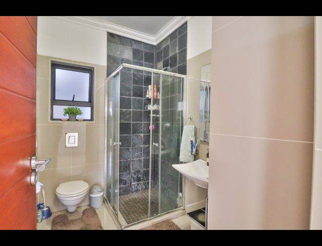 3 BEDROOM APARTMENT FOR SALE IN UMHLANGA RIDGE